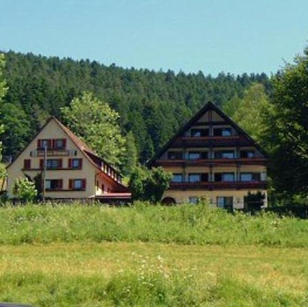 Gasthof Erlenhof Alpirsbach Exterior photo